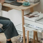 drukarka przy biurku