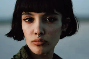 Makijaż z użyciem eyelinera nigdy nie wychodzi z mody